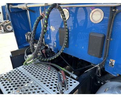 Used Straight Air Hose and Trailer ABS Cable Set for Kenworth T680