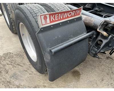 Used 2022 Kenworth T680 Right Rear Quarter Fender, Black Plastic