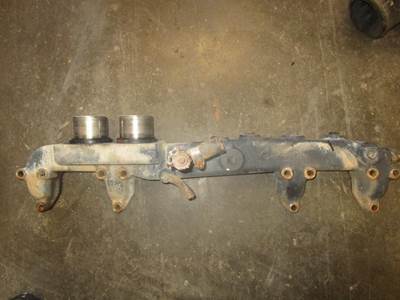 USED MACK MANIFOLD. 
P/N: 107GC571AM