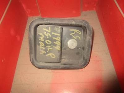 USE MACK PASSENGER SIDE EXTERIOR DOOR HANDLE