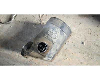 USED MACK BREATHER CANISTER. 
P/N: 191GC429