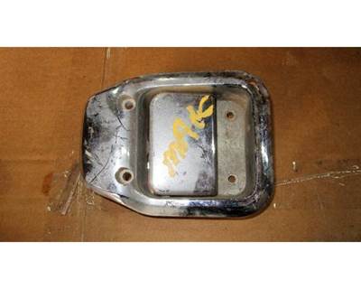 USED MACK EXTERIOR DOOR HANDLE