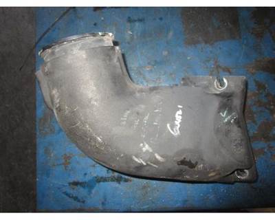 USED MACK MP8 INTAKE ELBOW. 
P/N: 21610053