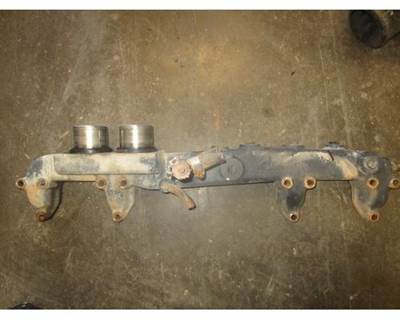 USED MACK MANIFOLD. 
P/N: 107GC571AM