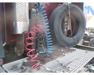 Used 2001 Mack Vision CX613 Red and Blue Air Hose Set