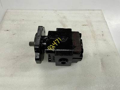 USED PERMCO HYDRAULIC PUMP 2 OR 4 BOLT DIRECT MOUNT, 1 1/4" NPT SIDE PORTS, 1"