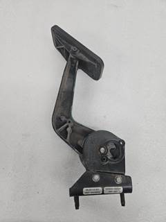 USED PACCAR ACCELERATOR PEDAL (NO SENSOR) P/N: 05-20110-001