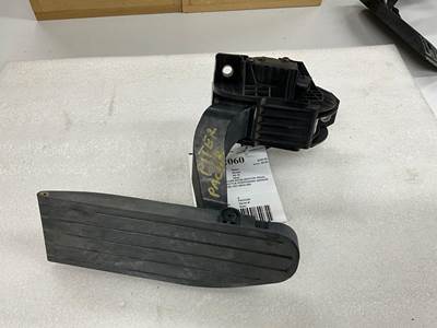 USED PACCAR ACCELERATOR PEDAL ASSEMBLY WITH THROTTLE POSITIONING SENSOR.  