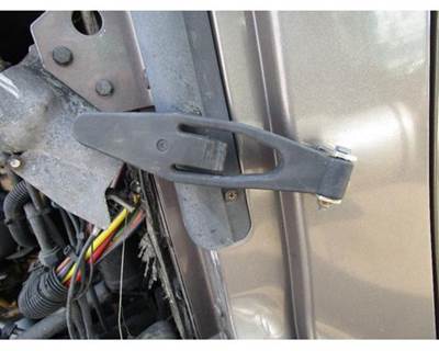 Used 2006 Peterbilt 387 Hood Latch
