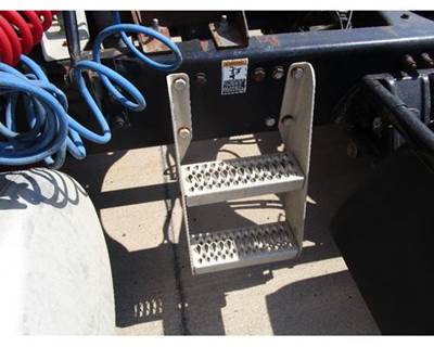 Used 2006 Peterbilt 387 Aluminum Frame-Mounted Side Steps, Approx. 15" Wide