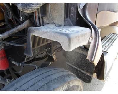 Used 2006 Peterbilt 387 Left Black Plastic Inner Fender Well