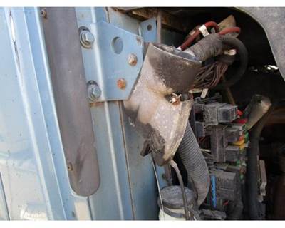 Used 2007 Peterbilt 387 Hood Latch Assembly, Part # 19-04799