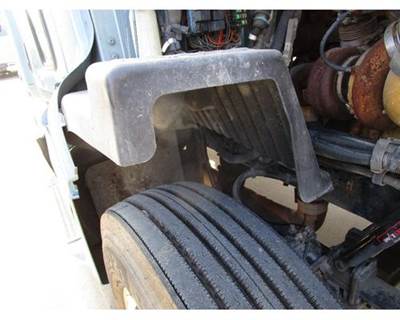 Used 2007 Peterbilt 387 Right Black Plastic Inner Fender Well