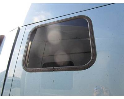 Used 2007 Peterbilt 387 Lower Sleeper Window
