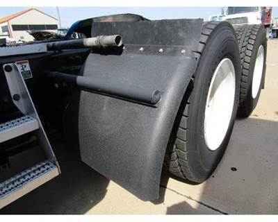 Used 2006 Peterbilt 387 Left Rear Quarter Fender, Black Plastic