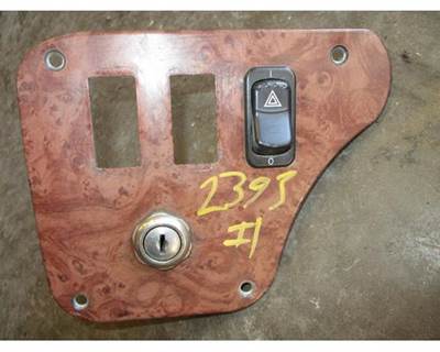 Used 2010 Peterbilt 387 Switch Panel