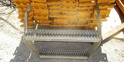 USED PETERBILT FUEL TANK STEPS. 
30 INCHES AT WIDEST POINT