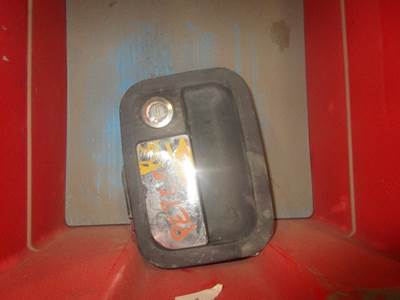 USE PETERBILT DRIVER SIDE EXTERIOR DOOR HANDLE