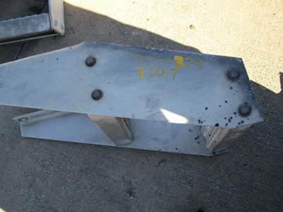 PETERBILT 379 FRAME SIDE STEP