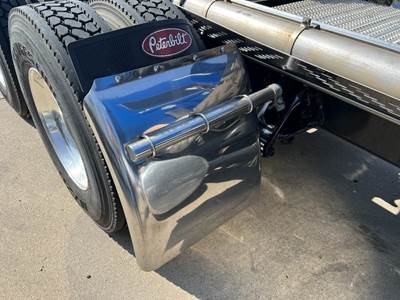 Peterbilt 579