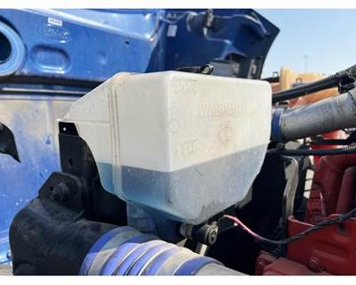 Used 2020 Peterbilt 579 Windshield Washer Fluid Reservoir