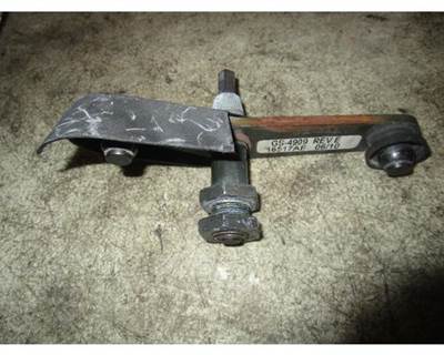 USED PETERBILT PIVOT-ASSEMBLY DRIVERS SIDE. P/N: GS-4909