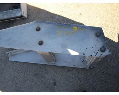 PETERBILT 379 FRAME SIDE STEP