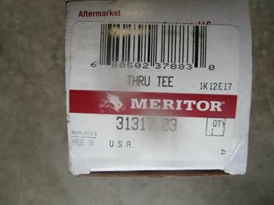 NEW MERITOR AFTER MARKET THRU TEE P/N: 31317-03
TIRE INFLATION BRASS