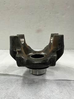 USED SPL170  DS402 THROUGH SHAFT YOKE, 170-4-121-1X