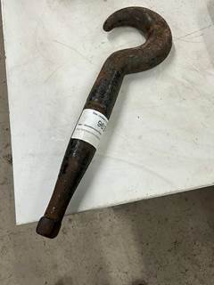 USED TOW HOOK R15-23338-002C