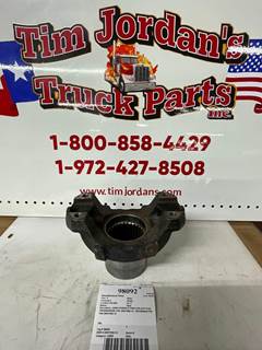 USED CP25RPLS YOKE FOR A DT12-DA TRANSMISSION, P/N: 25WYS50-1C.  REFERENCE P/N: