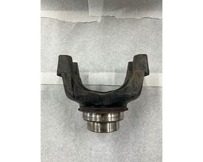 Used Fuller 1760 Half Round Yoke, 7 Inch Half Round U-Joint, Part # 6.5-4-3451-1X / 6.5-4-3551-1X