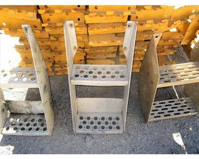 USED FRAME STEPS. APPROX: 13 INCHES WIDE BY 24 INCHES TALL