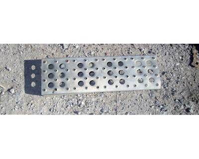 USED ALUMINUM STEP. 
APPROX: 16 INCHES LONG BY 5 INCHES WIDE