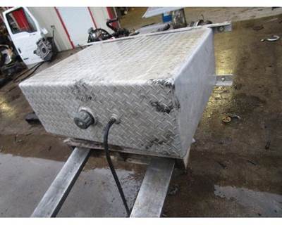 USED ALUMINUM 50 GALLON HYDRAULIC TANK 