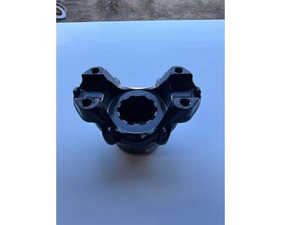 Used Rockwell/Meritor CP20RPLS 10-SPLINE Fuller Trans Yoke 3.750" Hub, Part # 20WYS44-2A