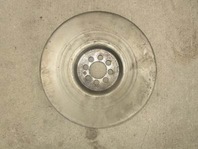 USED VOLVO VIBRATION DAMPER. 
P/N: 21473105