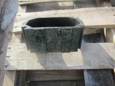 USED VOLVO INTAKE SPACER CONNECTS TO INTAKE ELBOW 