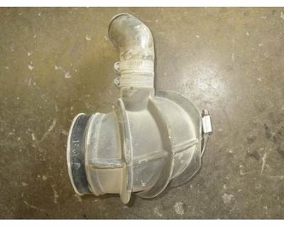 USED VOLVO MACK INTAKE INLET HOSE P/N: 21228220