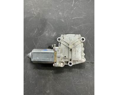 Used Left Window Regulator Motor for Volvo VNL, Part # 3176549 / 1062010 / 3176551