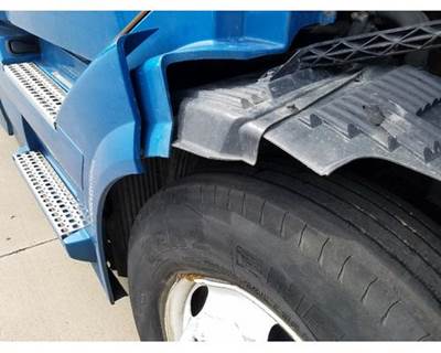 Used 2011 Volvo VNL Right Black Plastic Inner Fender Well