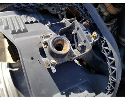 Used 2007 Volvo VNL Right Hood Latch