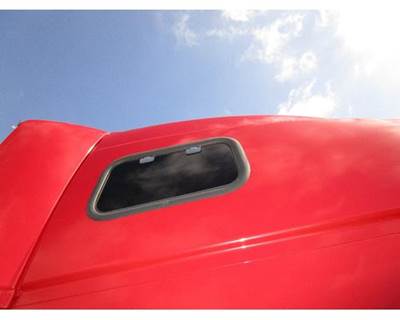 Used 2007 Volvo VNL Right Sleeper Window