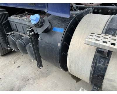 Used 2017 Volvo VNL Complete DEF Tank