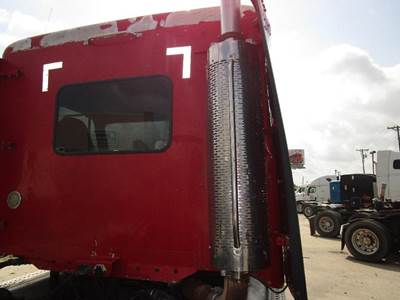 Freightliner Century Class Muffler Shield for a Freightliner CENTURY CLASS 112