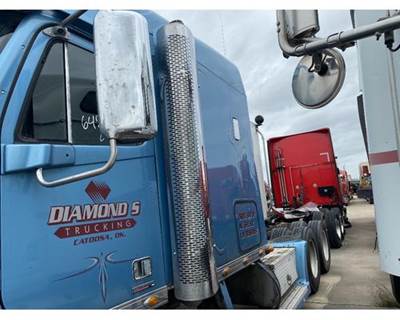 Freightliner Coronado Left Muffler Shield for a Freightliner CORONADO 132