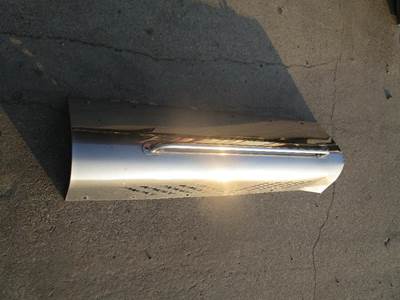 Peterbilt 379 Muffler Shield
