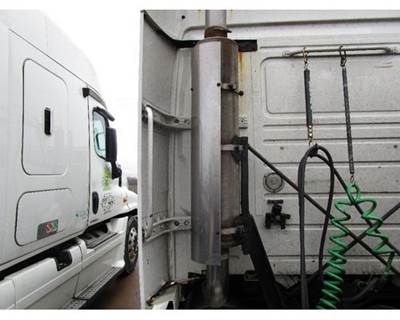Volvo VNL Muffler Shield