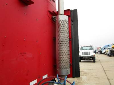 Freightliner Columbia 120 Muffler