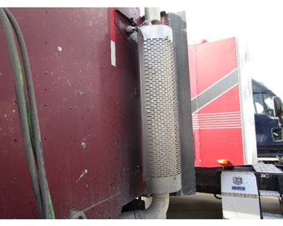 Freightliner Columbia 120 Muffler